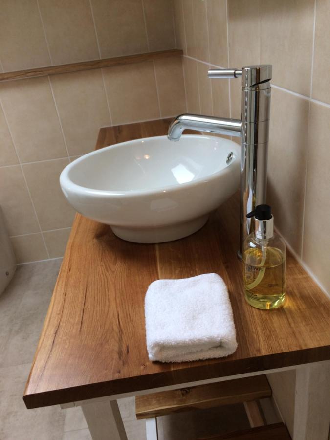 Burcott Mill Guesthouse Wells Ngoại thất bức ảnh
